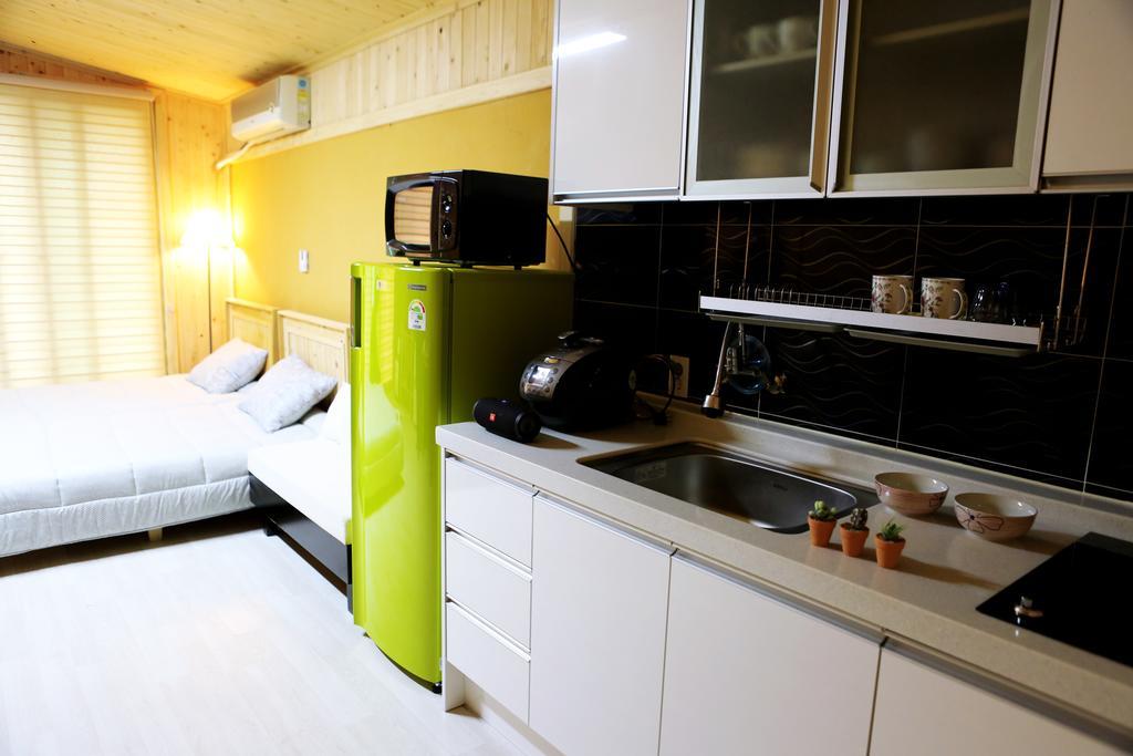 Haevichi Pension Seogwipo Dış mekan fotoğraf