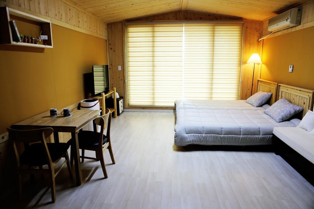 Haevichi Pension Seogwipo Dış mekan fotoğraf