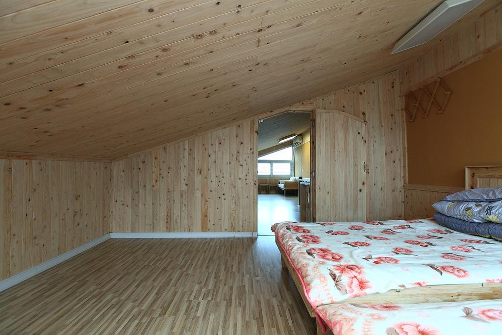 Haevichi Pension Seogwipo Dış mekan fotoğraf